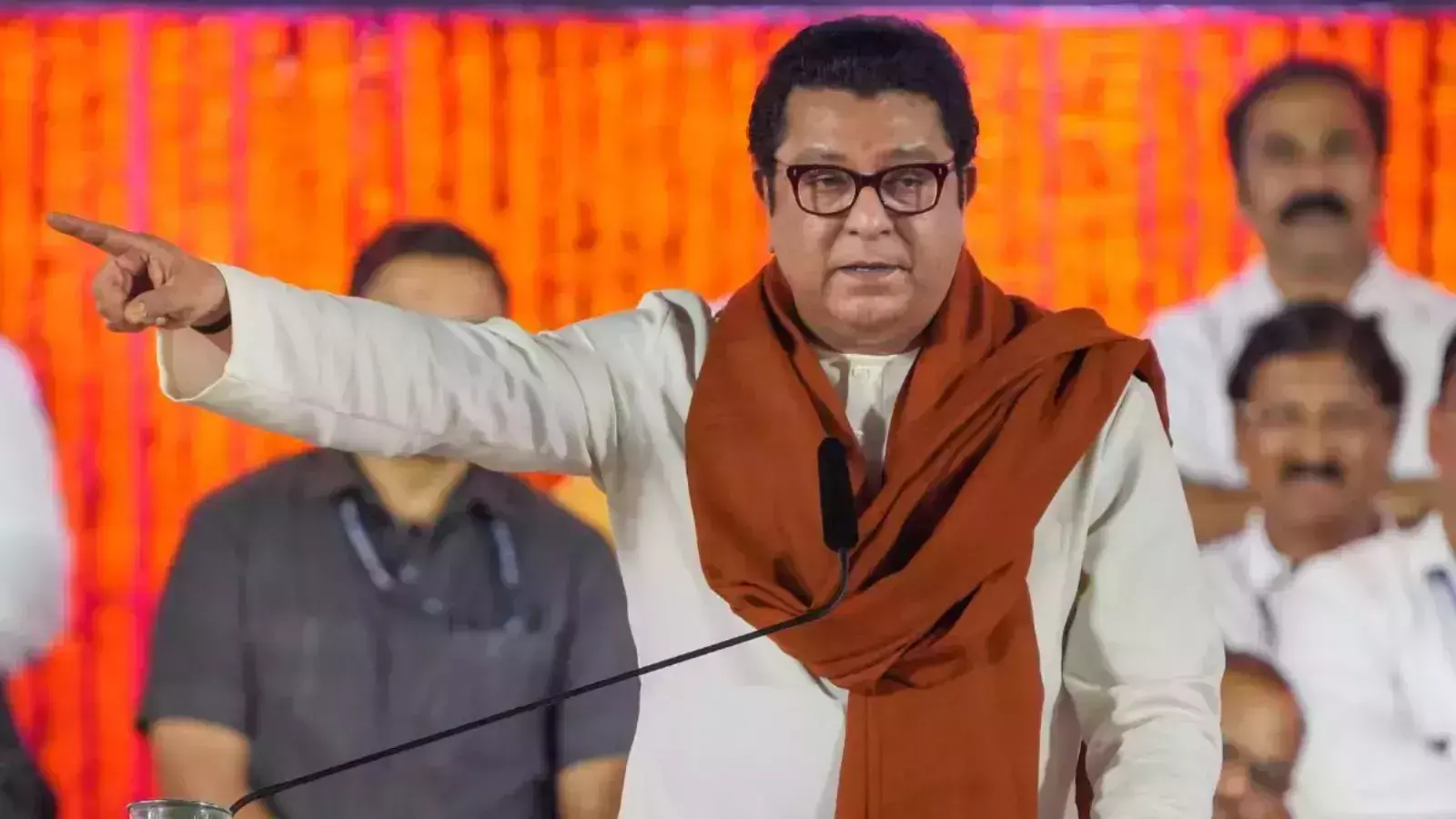 ഗംഗയില് ആര് പോയി പുണ്യസ്നാനം ചെയ്യും?; വിശ്വാസത്തിനും ചില അര്ത്ഥങ്ങളുണ്ടായിരിക്കണം രാജ് താക്കറെ ഗംഗയില് ആര് പോയി പുണ്യസ്നാനം ചെയ്യും?; വിശ്വാസത്തിനും ചില അര്ത്ഥങ്ങളുണ്ടായിരിക്കണം രാജ് താക്കറെ