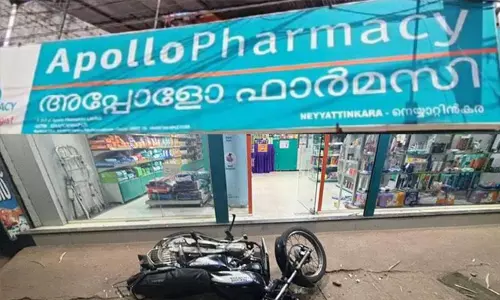 ഡോക്ടറുടെ കുറിപ്പടിയില്ലാതെ ഉറക്കഗുളിക നല്‍കിയില്ല; മെഡിക്കല്‍ ഷോപ്പ് അടിച്ചുതകര്‍ത്തു