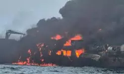 ഇംഗ്ലണ്ടില് വടക്കന് കടലില് ഓയില് ടാങ്കറും ചരക്ക് കപ്പലും കൂട്ടിയിടിച്ച് അപകടം; 30 പേര് അപകടത്തില്പ്പെട്ടു ഇംഗ്ലണ്ടില് വടക്കന് കടലില് ഓയില് ടാങ്കറും ചരക്ക് കപ്പലും കൂട്ടിയിടിച്ച് അപകടം; 30 പേര് അപകടത്തില്പ്പെട്ടു