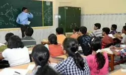 കോഴിക്കോട് അനധികൃത ട്യൂഷന് കേന്ദ്രങ്ങള് പൂട്ടും; ജില്ലാ കലക്ടര് കോഴിക്കോട് അനധികൃത ട്യൂഷന് കേന്ദ്രങ്ങള് പൂട്ടും; ജില്ലാ കലക്ടര്