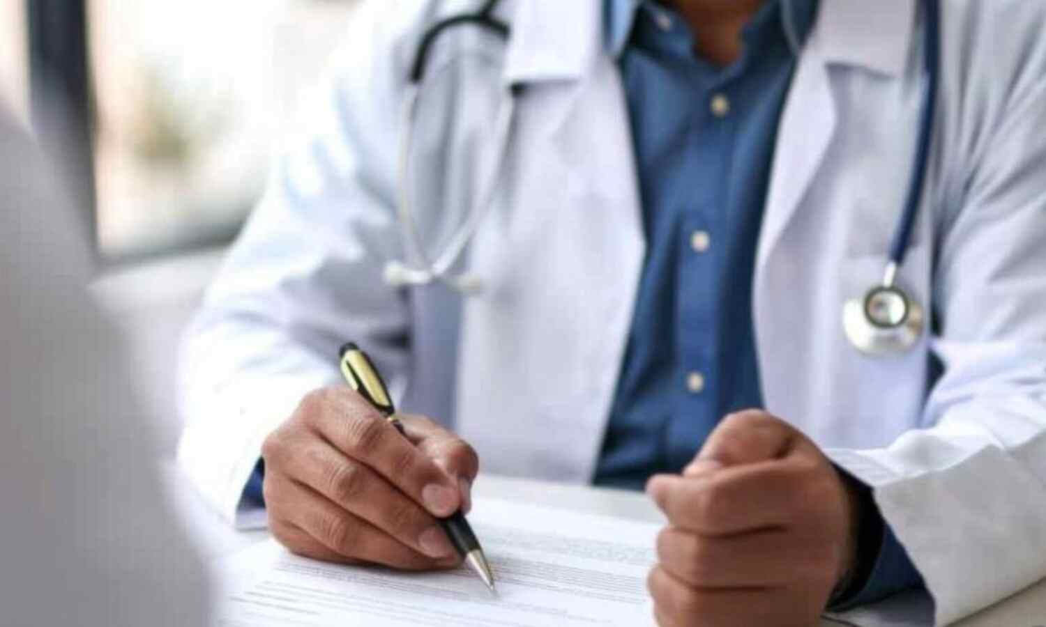 മരുന്ന് മാറി നല്കി; എട്ടുമാസം പ്രായമായ കുഞ്ഞ് ഗുരുതരാവസ്ഥയില് മരുന്ന് മാറി നല്കി; എട്ടുമാസം പ്രായമായ കുഞ്ഞ് ഗുരുതരാവസ്ഥയില്