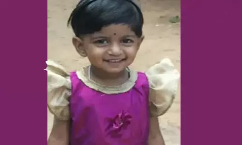 എലിവിഷം ഉള്ളില് ചെന്ന മൂന്നു വയസുകാരി മരിച്ചു എലിവിഷം ഉള്ളില് ചെന്ന മൂന്നു വയസുകാരി മരിച്ചു