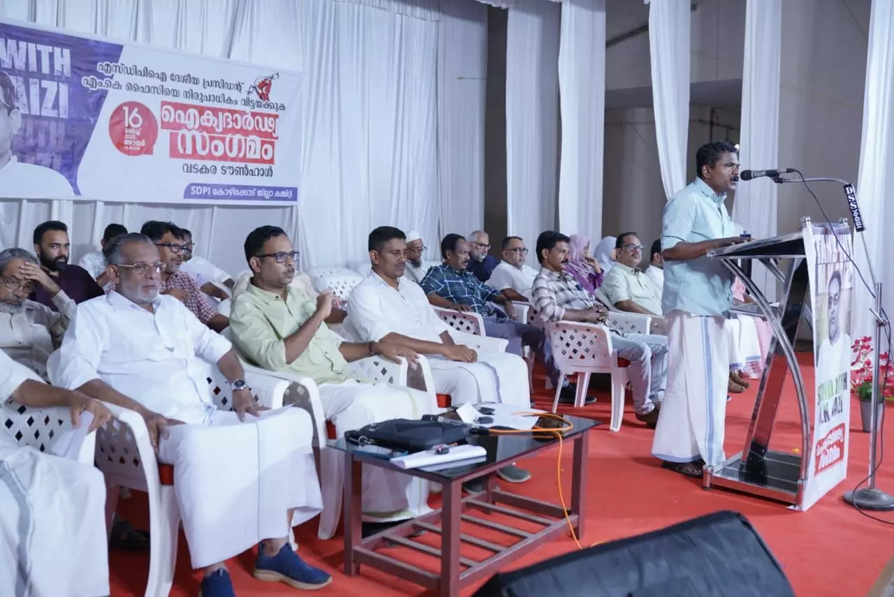 എം കെ ഫൈസിയെ നിരുപാധികം വിട്ടയക്കുക: തുളസീധരൻ പള്ളിക്കൽ എം കെ ഫൈസിയെ നിരുപാധികം വിട്ടയക്കുക: തുളസീധരൻ പള്ളിക്കൽ