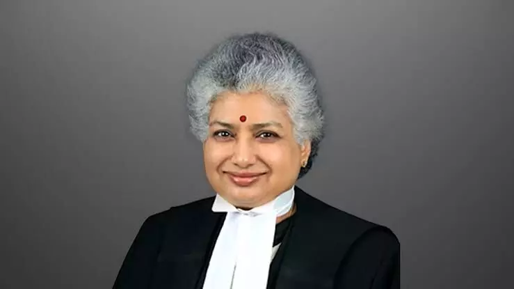 സർക്കാർ നിയമ ഓഫിസർമാരിൽ കുറഞ്ഞത് 30 ശതമാനമെങ്കിലും സ്ത്രീകളായിരിക്കണം: ജസ്റ്റിസ് ബി വി നാഗരത്ന സർക്കാർ നിയമ ഓഫിസർമാരിൽ കുറഞ്ഞത് 30 ശതമാനമെങ്കിലും സ്ത്രീകളായിരിക്കണം: ജസ്റ്റിസ് ബി വി നാഗരത്ന