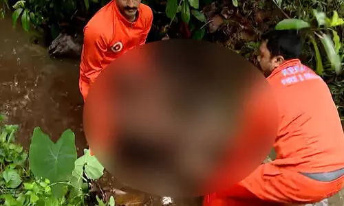 ഓടയില് വീണ് കാണാതായ വയോധികന്റെ മൃതദേഹം കണ്ടെത്തി ഓടയില് വീണ് കാണാതായ വയോധികന്റെ മൃതദേഹം കണ്ടെത്തി