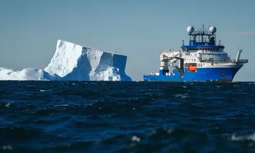 അന്റാര്‍ട്ടിക്കയില്‍ മഞ്ഞുമല പൊട്ടിയകന്നു; കടലില്‍ പുതിയ ജീവികളെ കണ്ടെത്തി (വീഡിയോ)