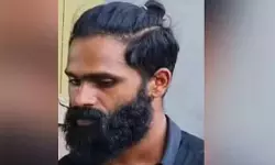 തൃശൂര് പെരുമ്പിലാവില് യുവാവിനെ വെട്ടിക്കൊന്നു തൃശൂര് പെരുമ്പിലാവില് യുവാവിനെ വെട്ടിക്കൊന്നു