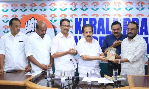 കമ്മ്യൂണിസ്റ്റുകളുടെ അന്ധമായ കോണ്‍ഗ്രസ് വിരോധം ബിജെപിയുടെ വളര്‍ച്ചക്ക് ഇന്ധനമായി: രമേശ് ചെന്നിത്തല