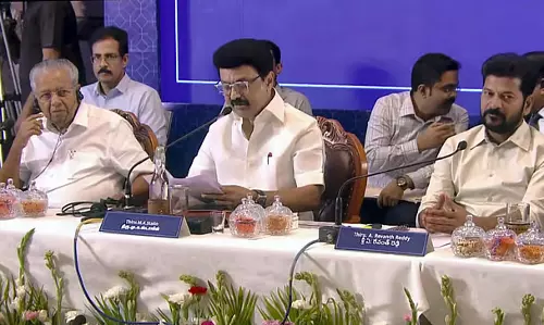 ബിജെപി സംസ്ഥാനങ്ങളുടെ അവകാശം കവര്ന്നെടുക്കുന്നുവെന്ന് സ്റ്റാലിന് ബിജെപി സംസ്ഥാനങ്ങളുടെ അവകാശം കവര്ന്നെടുക്കുന്നുവെന്ന് സ്റ്റാലിന്