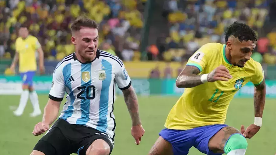 ലോകകപ്പ് യോഗ്യത; ബ്രസീല്- അര്ജന്റീന പോരാട്ടം നാളെ പുലര്ച്ചെ; ബ്രസീലിന് ജയം അനിവാര്യം ലോകകപ്പ് യോഗ്യത; ബ്രസീല്- അര്ജന്റീന പോരാട്ടം നാളെ പുലര്ച്ചെ; ബ്രസീലിന് ജയം അനിവാര്യം