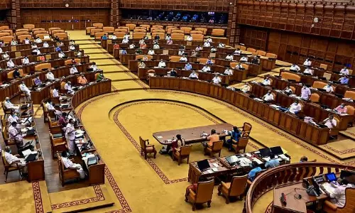 സ്വകാര്യ സര്‍വകലാശാലബില്ല് പാസാക്കി നിയമസഭ