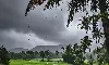 സംസ്ഥാനത്ത് ഇടിമിന്നലോട് കൂടിയ ശക്തമായ മഴയ്ക്ക് സാധ്യത: കേന്ദ്ര കാലാവസ്ഥ വകുപ്പ് സംസ്ഥാനത്ത് ഇടിമിന്നലോട് കൂടിയ ശക്തമായ മഴയ്ക്ക് സാധ്യത: കേന്ദ്ര കാലാവസ്ഥ വകുപ്പ്