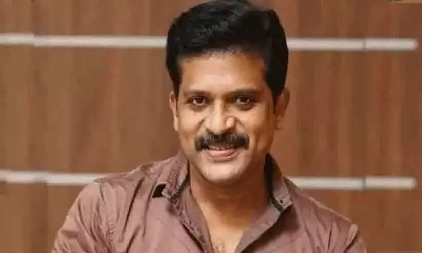 പോക്സോ കേസില് നടന് കൂട്ടിക്കല് ജയചന്ദ്രന് മുന്കൂര്ജാമ്യം പോക്സോ കേസില് നടന് കൂട്ടിക്കല് ജയചന്ദ്രന് മുന്കൂര്ജാമ്യം