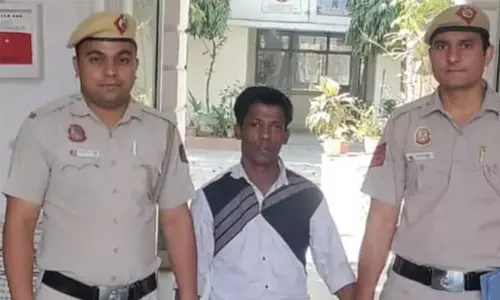 പോലിസിനെ കണ്ടാല്‍ പാന്റില്‍ വിസര്‍ജിച്ച് രക്ഷപ്പെടുന്ന മോഷ്ടാവിനെ ഗ്ലൗസിട്ട് പിടികൂടി പോലിസ്