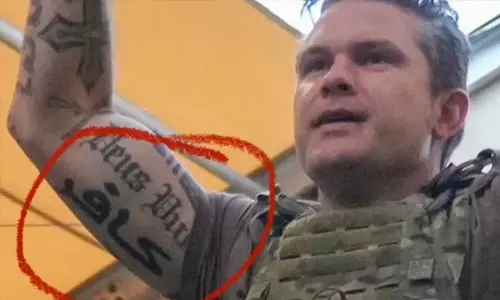 യുഎസ് യുദ്ധ സെക്രട്ടറിയുടെ കൈയ്യിലെ കാഫിര് ടാറ്റൂ ചര്ച്ചയാവുന്നു; കുരിശുയുദ്ധ പോര്വിളിയും ഇയാള് പച്ചകുത്തിയിട്ടുണ്ട് യുഎസ് യുദ്ധ സെക്രട്ടറിയുടെ കൈയ്യിലെ കാഫിര് ടാറ്റൂ ചര്ച്ചയാവുന്നു; കുരിശുയുദ്ധ പോര്വിളിയും ഇയാള് പച്ചകുത്തിയിട്ടുണ്ട്