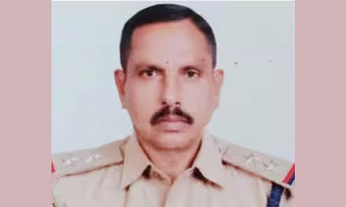 ചിറയിന്കീഴില് പോലിസ് ഉദ്യോഗസ്ഥന് ജീവനൊടുക്കി ചിറയിന്കീഴില് പോലിസ് ഉദ്യോഗസ്ഥന് ജീവനൊടുക്കി