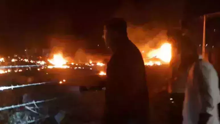 ഗുജറാത്തില് യുദ്ധവിമാനം തകര്ന്നുവീണു; പൈലറ്റ് മരിച്ചു ഗുജറാത്തില് യുദ്ധവിമാനം തകര്ന്നുവീണു; പൈലറ്റ് മരിച്ചു