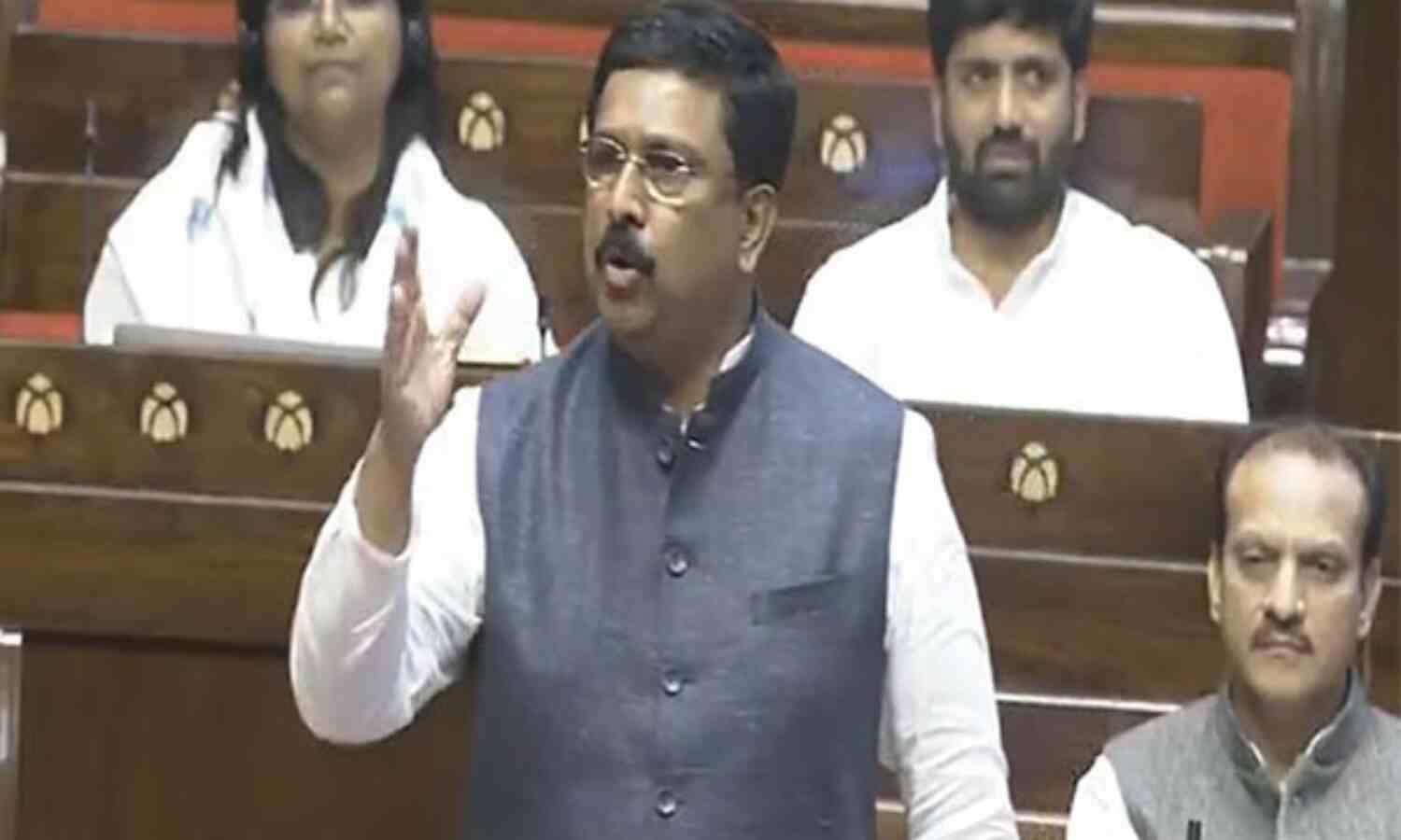 പുരാതന സ്ഥലങ്ങളുടെ തെളിവ് നിങ്ങള് എങ്ങനെ ചോദിക്കും?: രാജ്യസഭയില് ആഞ്ഞടിച്ച് കോണ്ഗ്രസ് എംപി സയ്യിദ് നസീര് ഹുസൈന് പുരാതന സ്ഥലങ്ങളുടെ തെളിവ് നിങ്ങള് എങ്ങനെ ചോദിക്കും?: രാജ്യസഭയില് ആഞ്ഞടിച്ച് കോണ്ഗ്രസ് എംപി സയ്യിദ് നസീര് ഹുസൈന്