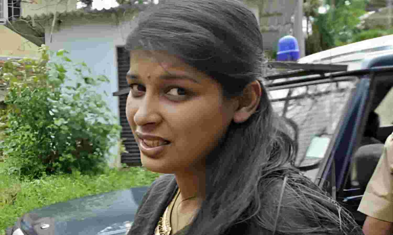 ഭാസ്കര കാരണവര് വധക്കേസ്: വിവാദങ്ങള്ക്ക് ഒടുവില് ഷെറിന്റെ മോചനം മരവിപ്പിച്ച് സര്ക്കാര് ഭാസ്കര കാരണവര് വധക്കേസ്: വിവാദങ്ങള്ക്ക് ഒടുവില് ഷെറിന്റെ മോചനം മരവിപ്പിച്ച് സര്ക്കാര്