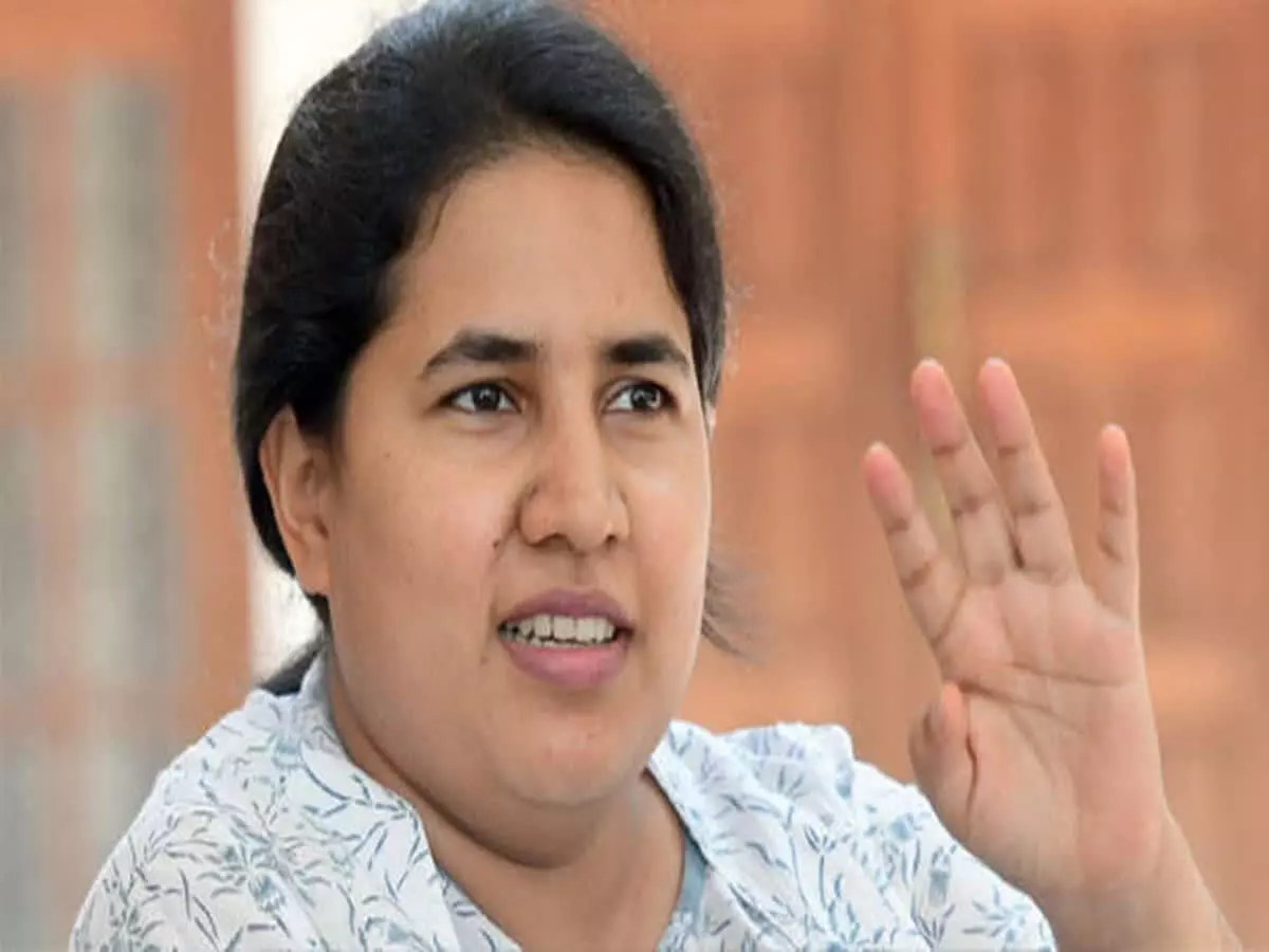 മാസപ്പടി കേസ്; വീണ വിജയനെ പ്രതിച്ചേര്ത്ത് എസ്എഫ്ഐഒ കുറ്റപത്രം മാസപ്പടി കേസ്; വീണ വിജയനെ പ്രതിച്ചേര്ത്ത് എസ്എഫ്ഐഒ കുറ്റപത്രം