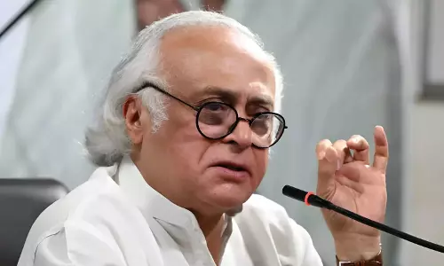 വഖ്ഫ് ഭേദഗതി ബില്ലിനെതിരേ സുപ്രിംകോടതിയിലേക്കെന്ന് കോണ്ഗ്രസ് വഖ്ഫ് ഭേദഗതി ബില്ലിനെതിരേ സുപ്രിംകോടതിയിലേക്കെന്ന് കോണ്ഗ്രസ്