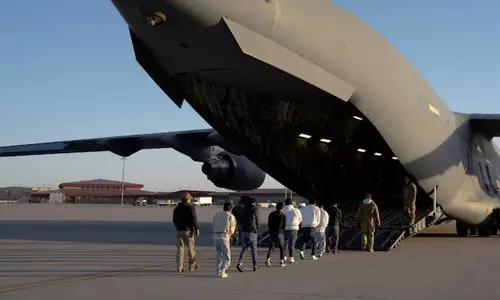 ജനുവരി മുതല്‍ യുഎസ് നാടുകടത്തിയത് 682 ഇന്ത്യക്കാരെ; ഭൂരിഭാഗം പേരും നിയമവിരുദ്ധമായി പ്രവേശിക്കാന്‍ ശ്രമിച്ചവര്‍: വിദേശകാര്യ മന്ത്രാലയം