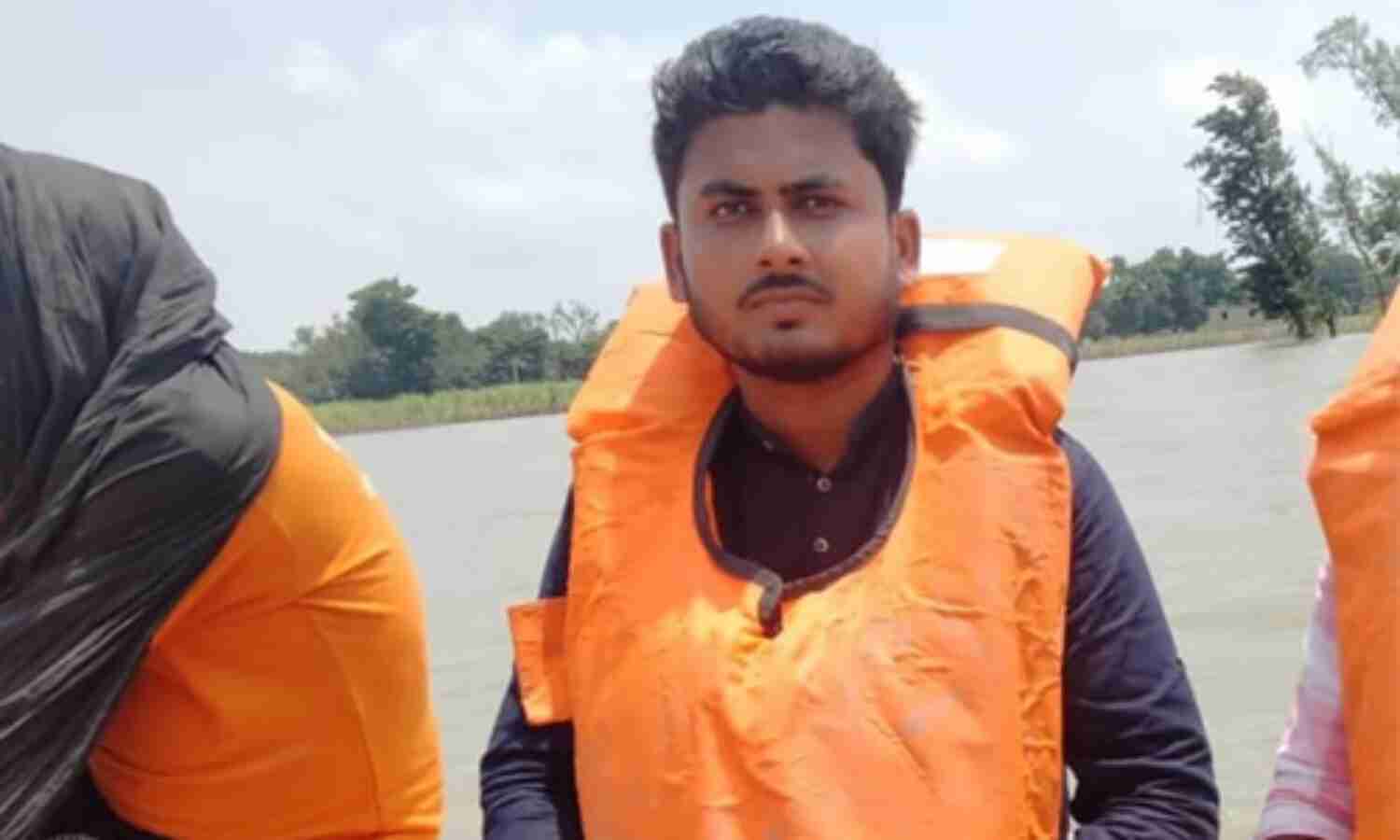 ഇഫ്താറില് പങ്കെടുക്കുകയും വഖ്ഫിനെക്കുറിച്ച് മൗനം പാലിക്കുകയും ചെയ്യുന്നത് എന്തുകൊണ്ട്?; നിതീഷ് കുമാറിന്റെ ഇഫ്താറില് പങ്കെടുത്തവരെ വിമര്ശിച്ച മാധ്യമപ്രവര്ത്തകനെതിരെ കേസ് ഇഫ്താറില് പങ്കെടുക്കുകയും വഖ്ഫിനെക്കുറിച്ച് മൗനം പാലിക്കുകയും ചെയ്യുന്നത് എന്തുകൊണ്ട്?; നിതീഷ് കുമാറിന്റെ ഇഫ്താറില് പങ്കെടുത്തവരെ വിമര്ശിച്ച മാധ്യമപ്രവര്ത്തകനെതിരെ കേസ്