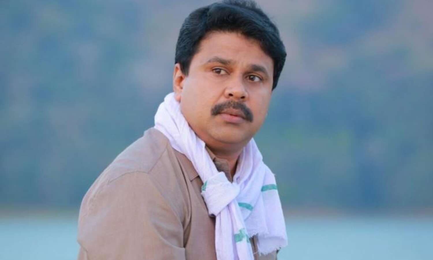 ദിലീപിന് തിരിച്ചടി;നടിയെ ആക്രമിച്ച കേസില് സിബിഐ അന്വേഷണം വേണമെന്ന ഹരജി തള്ളി ദിലീപിന് തിരിച്ചടി;നടിയെ ആക്രമിച്ച കേസില് സിബിഐ അന്വേഷണം വേണമെന്ന ഹരജി തള്ളി