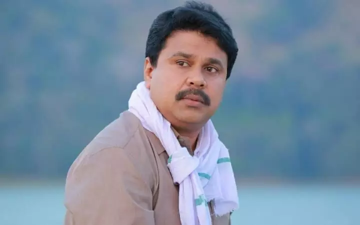 ദിലീപിന് തിരിച്ചടി;നടിയെ ആക്രമിച്ച കേസില് സിബിഐ അന്വേഷണം വേണമെന്ന ഹരജി തള്ളി ദിലീപിന് തിരിച്ചടി;നടിയെ ആക്രമിച്ച കേസില് സിബിഐ അന്വേഷണം വേണമെന്ന ഹരജി തള്ളി