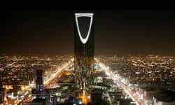 ഇന്ത്യക്കാര്ക്ക് ഉള്പ്പെടെ സൗദിയില് വിസ വിലക്ക് ഇന്ത്യക്കാര്ക്ക് ഉള്പ്പെടെ സൗദിയില് വിസ വിലക്ക്