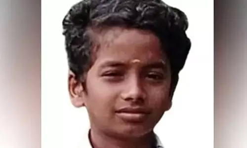 പുഴയില് ഒഴുക്കില്പ്പെട്ട രണ്ടു സുഹൃത്തുക്കളെ രക്ഷിച്ച പന്ത്രണ്ടുകാരന് മുങ്ങിമരിച്ചു പുഴയില് ഒഴുക്കില്പ്പെട്ട രണ്ടു സുഹൃത്തുക്കളെ രക്ഷിച്ച പന്ത്രണ്ടുകാരന് മുങ്ങിമരിച്ചു