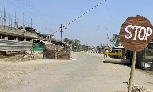 വഖ്ഫ് ഭേദഗതി നിയമത്തിനെതിരായ പ്രതിഷേധം; മണിപ്പൂരിലെ ലിലോംഗില് കര്ഫ്യൂ തുടരുന്നു വഖ്ഫ് ഭേദഗതി നിയമത്തിനെതിരായ പ്രതിഷേധം; മണിപ്പൂരിലെ ലിലോംഗില് കര്ഫ്യൂ തുടരുന്നു