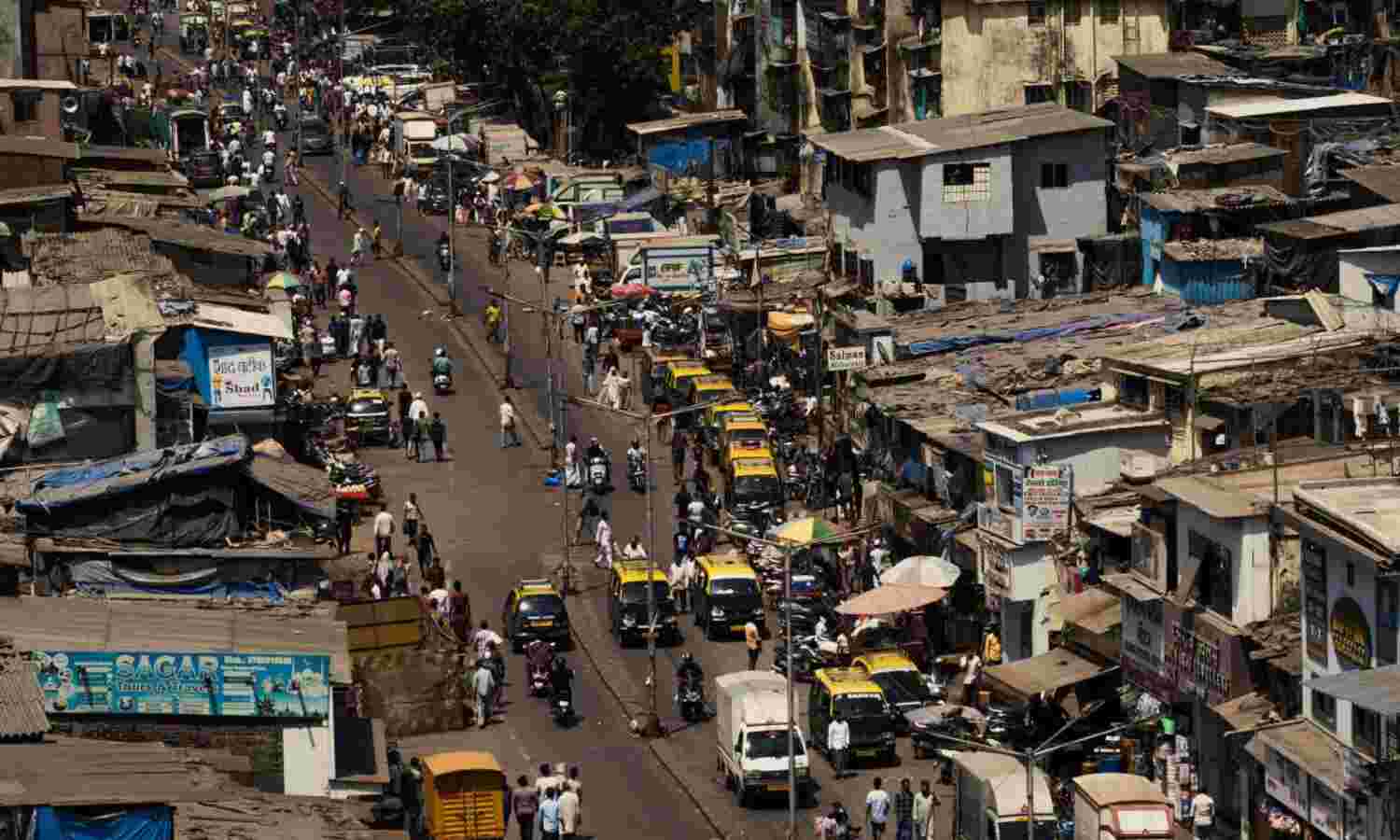 ധാരാവി ചേരി പുനര്വികസന പദ്ധതി; ലക്ഷകണക്കിന് ജനങ്ങളെ മാറ്റിപാര്പ്പിക്കുന്നത് മുംബൈയിലെ ഏറ്റവും വലിയ മാലിന്യകുപ്പയിലേക്ക്: റിപോര്ട്ട് ധാരാവി ചേരി പുനര്വികസന പദ്ധതി; ലക്ഷകണക്കിന് ജനങ്ങളെ മാറ്റിപാര്പ്പിക്കുന്നത് മുംബൈയിലെ ഏറ്റവും വലിയ മാലിന്യകുപ്പയിലേക്ക്: റിപോര്ട്ട്