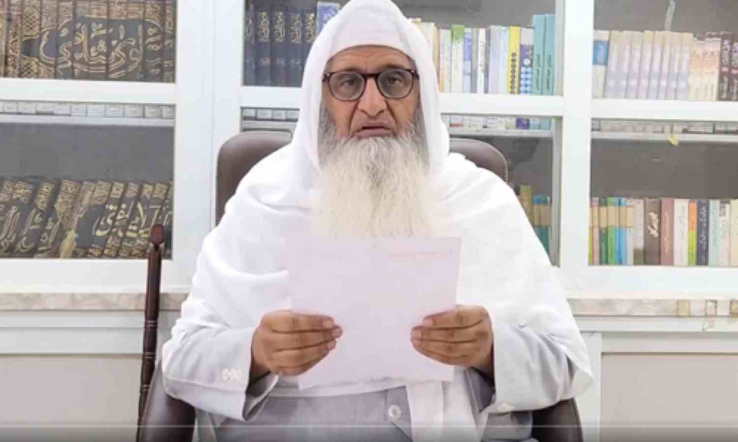 മുര്ഷിദാബാദിലെ പോലിസ് അതിക്രമത്തെ അപലപിച്ച് മുസ്ലിം വ്യക്തി നിയമബോര്ഡ് (VIDEO) മുര്ഷിദാബാദിലെ പോലിസ് അതിക്രമത്തെ അപലപിച്ച് മുസ്ലിം വ്യക്തി നിയമബോര്ഡ് (VIDEO)