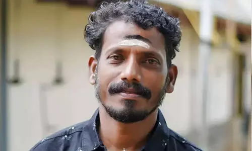 തിരുവല്ലയില് യുവാവ് കുത്തേറ്റുമരിച്ചു തിരുവല്ലയില് യുവാവ് കുത്തേറ്റുമരിച്ചു