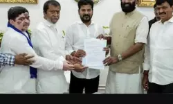 പട്ടികജാതിയിലെ ഉപജാതികള്ക്ക് സംവരണക്വാട്ട പുനഃക്രമീകരിച്ച് തെലങ്കാന സര്ക്കാർ പട്ടികജാതിയിലെ ഉപജാതികള്ക്ക് സംവരണക്വാട്ട പുനഃക്രമീകരിച്ച് തെലങ്കാന സര്ക്കാർ