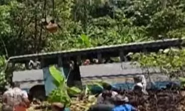 കെഎസ്ആര്ടിസി ബസ് താഴ്ചയിലേയ്ക്കു മറിഞ്ഞുണ്ടായ അപകടം; ഒരാള് മരിച്ചു കെഎസ്ആര്ടിസി ബസ് താഴ്ചയിലേയ്ക്കു മറിഞ്ഞുണ്ടായ അപകടം; ഒരാള് മരിച്ചു