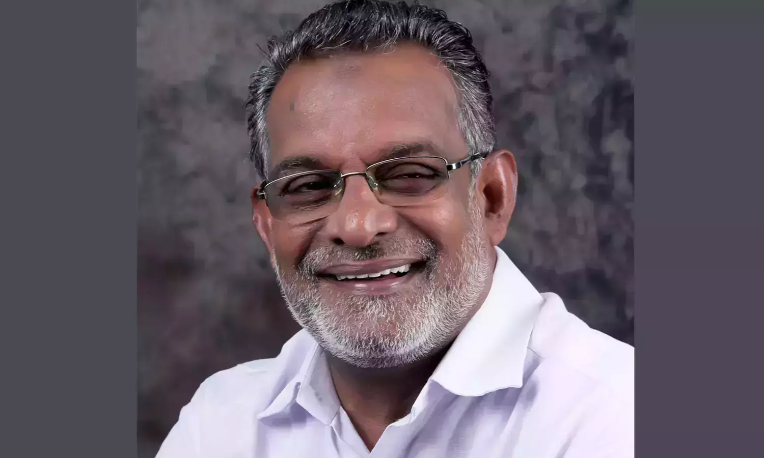 ഹജ്ജ് തീര്ഥാടകരുടെ യാത്രാ പ്രതിസന്ധി ഉടന് പരിഹരിക്കണം: പി അബ്ദുല് ഹമീദ് ഹജ്ജ് തീര്ഥാടകരുടെ യാത്രാ പ്രതിസന്ധി ഉടന് പരിഹരിക്കണം: പി അബ്ദുല് ഹമീദ്