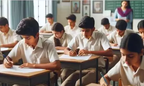 ഹിന്ദി നിര്ബന്ധിത മൂന്നാം ഭാഷ; ദേശീയ വിദ്യാഭ്യാസ നയത്തിന് അംഗീകാരം നല്കി മഹാരാഷ്ട്ര സര്ക്കാര് ഹിന്ദി നിര്ബന്ധിത മൂന്നാം ഭാഷ; ദേശീയ വിദ്യാഭ്യാസ നയത്തിന് അംഗീകാരം നല്കി മഹാരാഷ്ട്ര സര്ക്കാര്