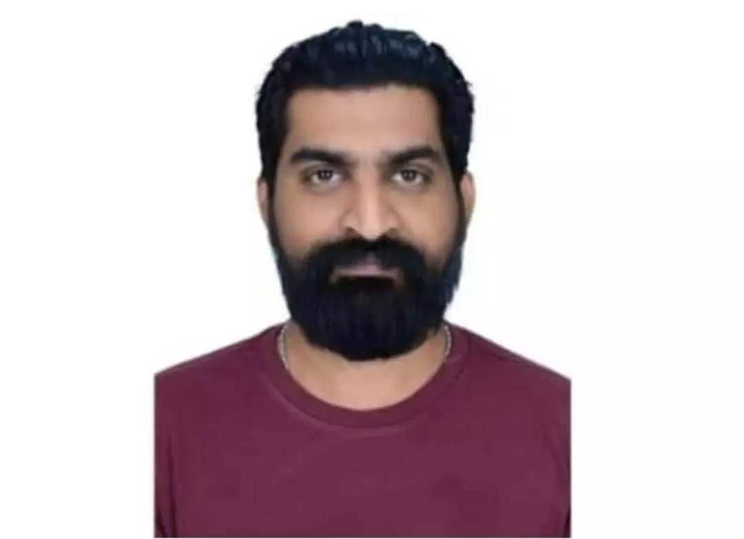 കരിയർ ഗൈഡൻസിൻ്റെ പേരിൽ തട്ടിയെടുത്തത് ലക്ഷങ്ങൾ; കോഴിക്കോട് സ്വദേശികൾ അറസ്റ്റിൽ കരിയർ ഗൈഡൻസിൻ്റെ പേരിൽ തട്ടിയെടുത്തത് ലക്ഷങ്ങൾ; കോഴിക്കോട് സ്വദേശികൾ അറസ്റ്റിൽ