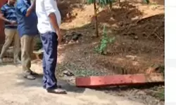 കോണ്‍ക്രീറ്റ് തൂണ്‍ ഇളകി വീണു; നാലു വയസുകാരന് ദാരുണാന്ത്യം