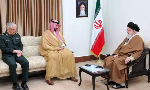 സൗദി പ്രതിരോധ മന്ത്രി ഇറാനില്‍; ആണവ പദ്ധതിയുടെ വിവരം കൈമാറാന്‍ തയ്യാറെന്ന് ആയത്തുല്ല അലി ഖാംനഈ