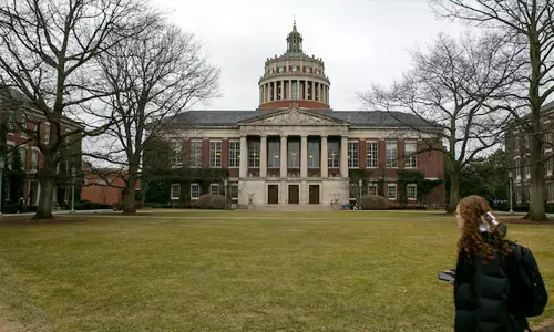 യുഎസ് റദ്ദാക്കിയ വിസകളില്‍ പകുതിയും ഇന്ത്യന്‍ വിദ്യാര്‍ഥികളുടേതെന്ന് റിപോര്‍ട്ട്