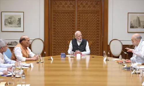 പാക്കിസ്താനുമായുള്ള സിന്ധു നദീജല കരാര് റദ്ദാക്കി ഇന്ത്യ; പാക് പൗരന്മാര് 48 മണിക്കൂറിനകം രാജ്യം വിടണം പാക്കിസ്താനുമായുള്ള സിന്ധു നദീജല കരാര് റദ്ദാക്കി ഇന്ത്യ; പാക് പൗരന്മാര് 48 മണിക്കൂറിനകം രാജ്യം വിടണം