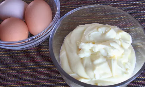 പച്ച മുട്ട കൊണ്ടുണ്ടാക്കുന്ന മയോണൈസിന് നിരോധനം; വിജ്ഞാപനം പുറപ്പെടുവിച്ച് തമിഴ്‌നാട് സര്‍ക്കാര്‍