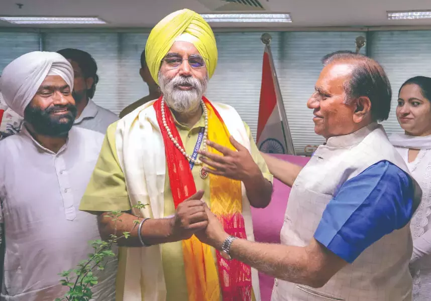 ഡല്ഹിയുടെ പുതിയ മേയറായി ബിജെപിയുടെ രാജ ഇഖ്ബാല് സിങ് തിരഞ്ഞെടുക്കപ്പെട്ടു ഡല്ഹിയുടെ പുതിയ മേയറായി ബിജെപിയുടെ രാജ ഇഖ്ബാല് സിങ് തിരഞ്ഞെടുക്കപ്പെട്ടു