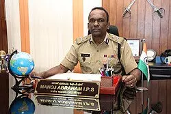 എഡിജിപി മനോജ് എബ്രഹാമിന് ഡിജിപിയായി സ്ഥാനക്കയറ്റം എഡിജിപി മനോജ് എബ്രഹാമിന് ഡിജിപിയായി സ്ഥാനക്കയറ്റം
