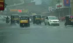 കേരളത്തില് വിവിധ ജില്ലകളില് മഴ കനക്കും കേരളത്തില് വിവിധ ജില്ലകളില് മഴ കനക്കും