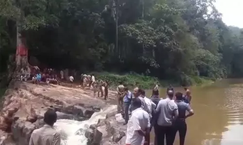 വാമനപുരം നദിയില് കാണാതായ എംടെക് വിദ്യാര്ഥിയുടെ മൃതദേഹം കണ്ടെത്തി വാമനപുരം നദിയില് കാണാതായ എംടെക് വിദ്യാര്ഥിയുടെ മൃതദേഹം കണ്ടെത്തി