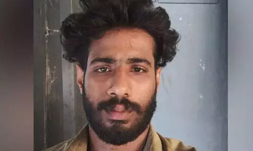 ക്ഷേത്രോല്സവത്തിനിടെ യുവാവിനെ മര്ദ്ദിച്ചു കൊന്നു; മൂന്നു പേര് കസ്റ്റഡിയില് ക്ഷേത്രോല്സവത്തിനിടെ യുവാവിനെ മര്ദ്ദിച്ചു കൊന്നു; മൂന്നു പേര് കസ്റ്റഡിയില്